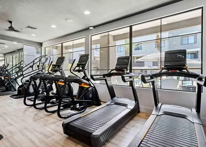 Cozysuites At Zone Westgate Appartamento