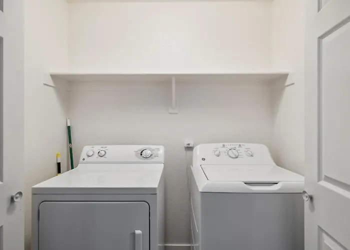 Appartamento Cozysuites At Zone Westgate Glendale